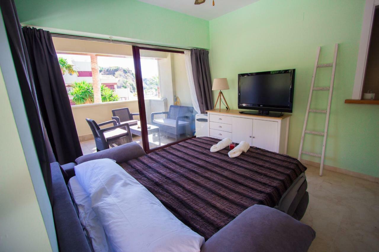 נרחה Burriana Beach Apartment מראה חיצוני תמונה